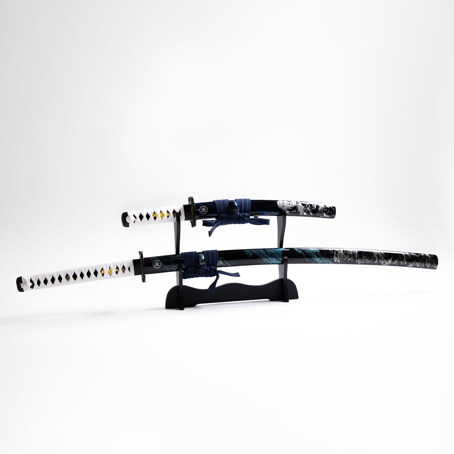 Jin Sakai's Sakai Katana and Tanto Set (Battle Ready)