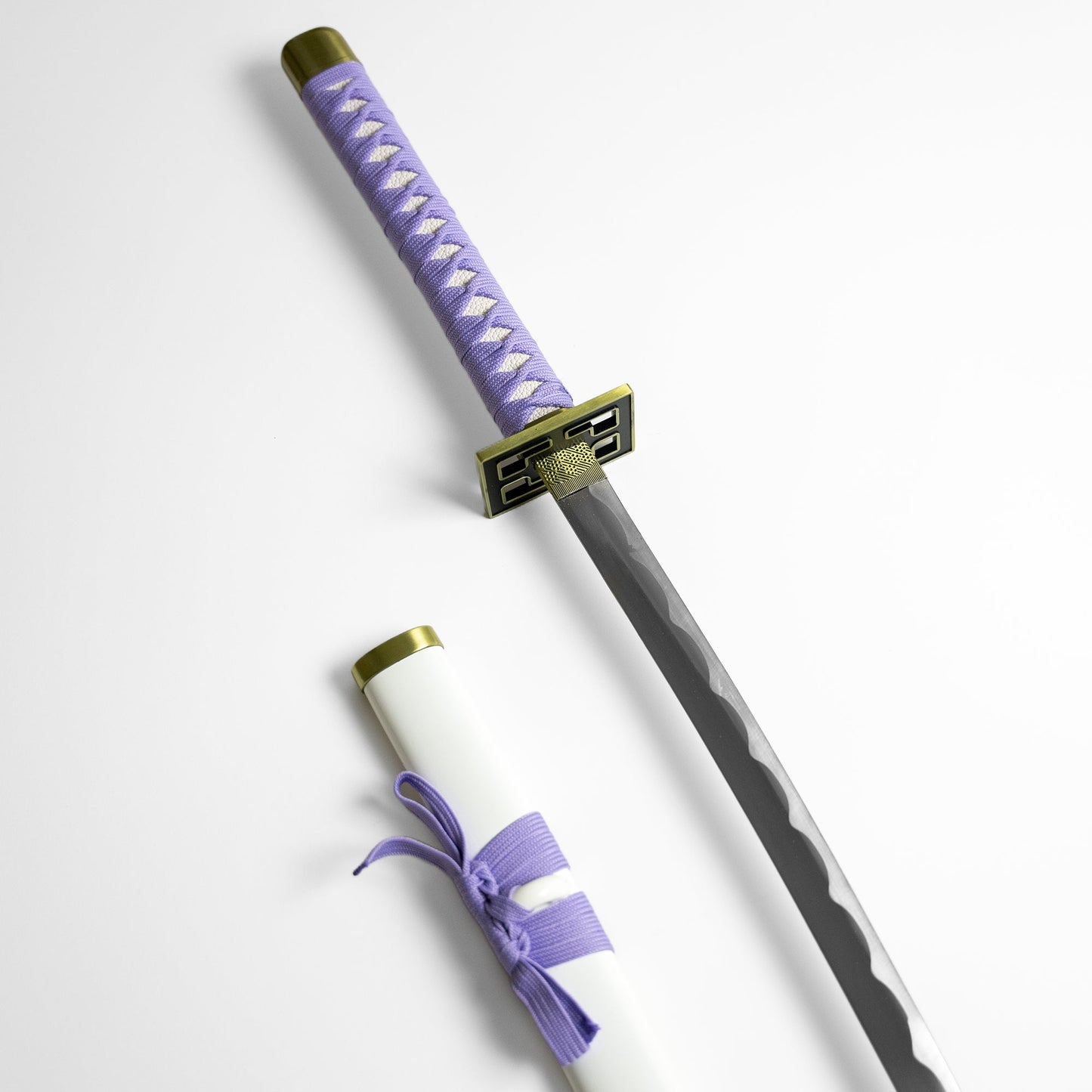 Kuchiki Byakuya's "Senbonzakura" Katana