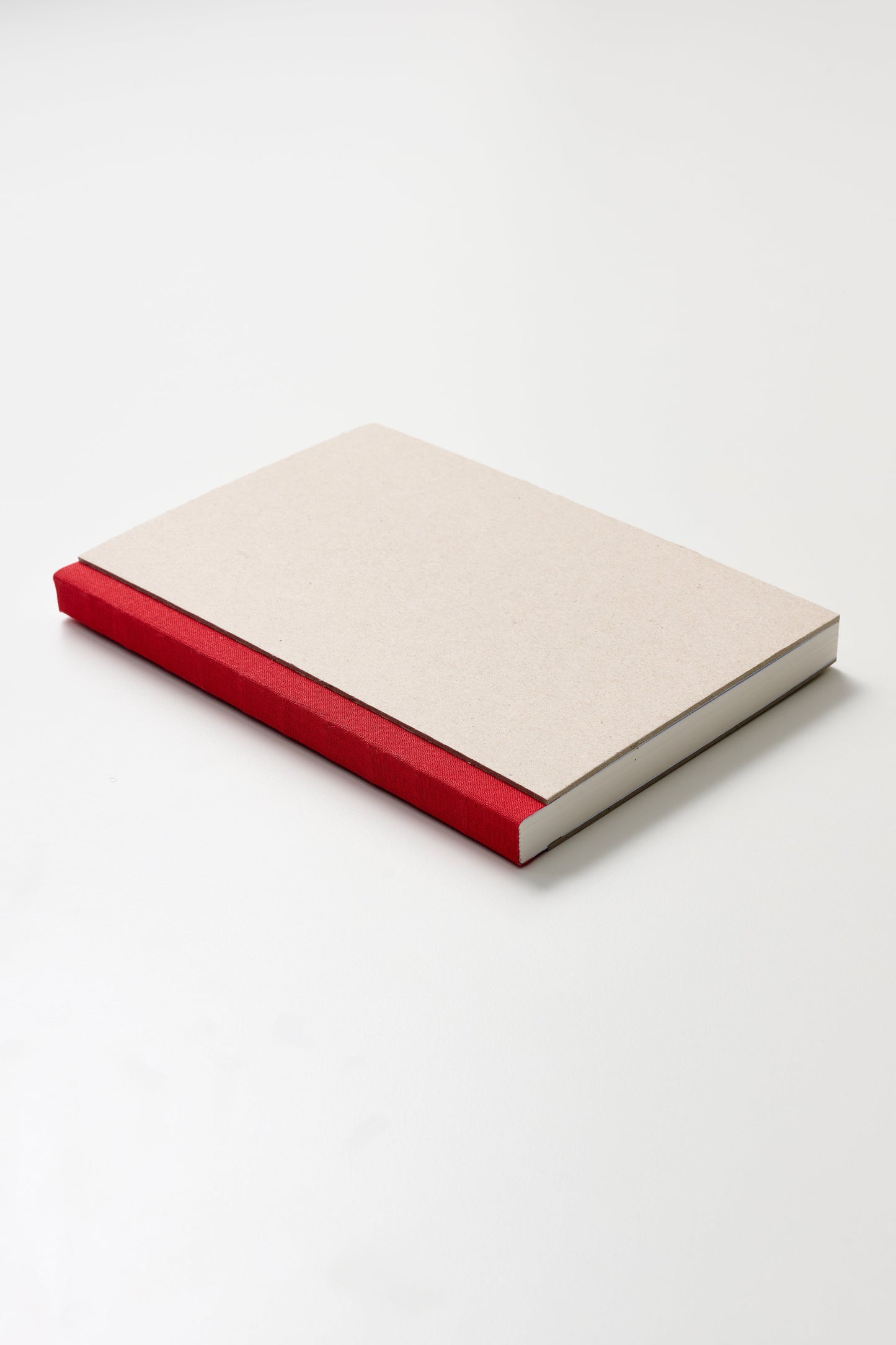 Kunst & Papier Sketchbook Pasteboard Cover A5 Red