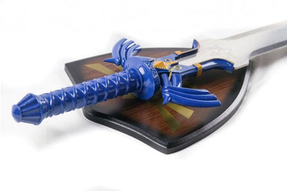 Legend Of Zelda - Master Sword with Triforce Plaque