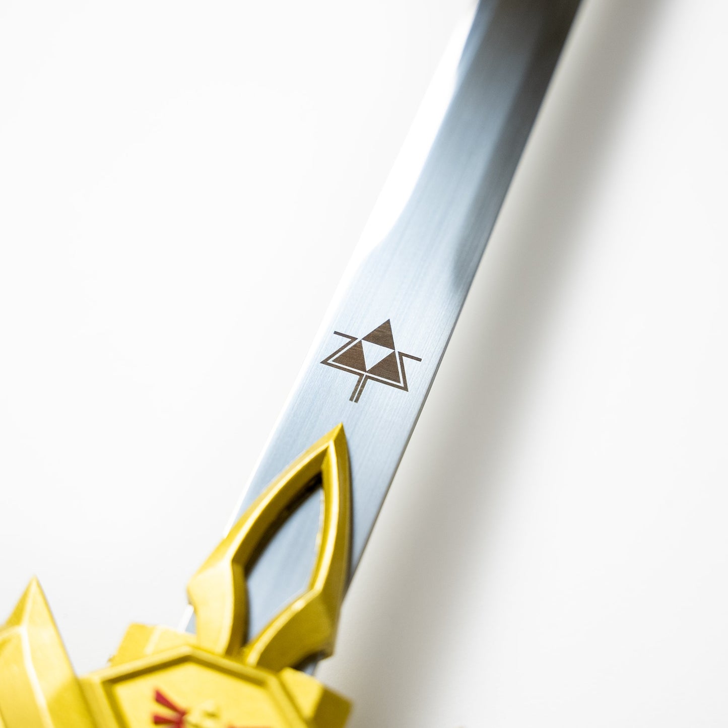 Link's Simplified Royal Broadsword (with Sheath) Breath of the Wild
