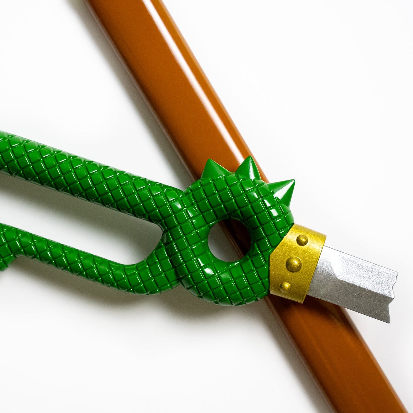 Meliodas' "Dragon Handle" Broken Sword