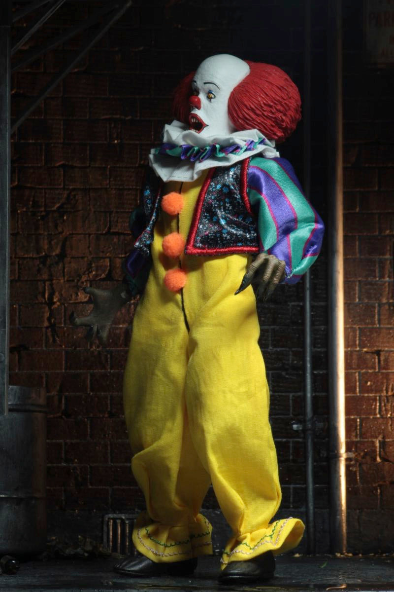 IT – Pennywise Clothed Action Figure