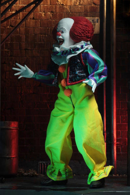 IT – Pennywise Clothed Action Figure