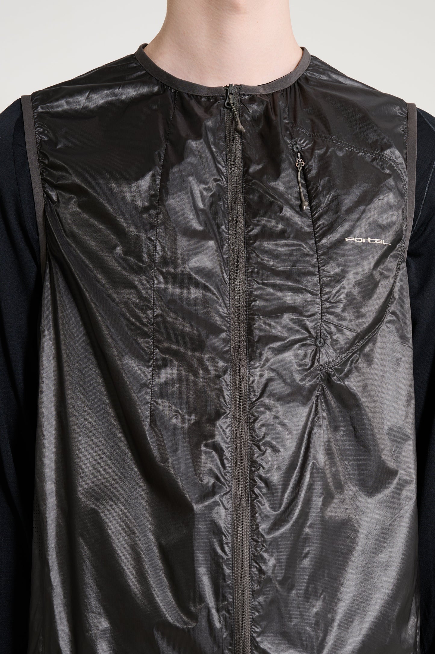Portal Code Wind Vest Beluga