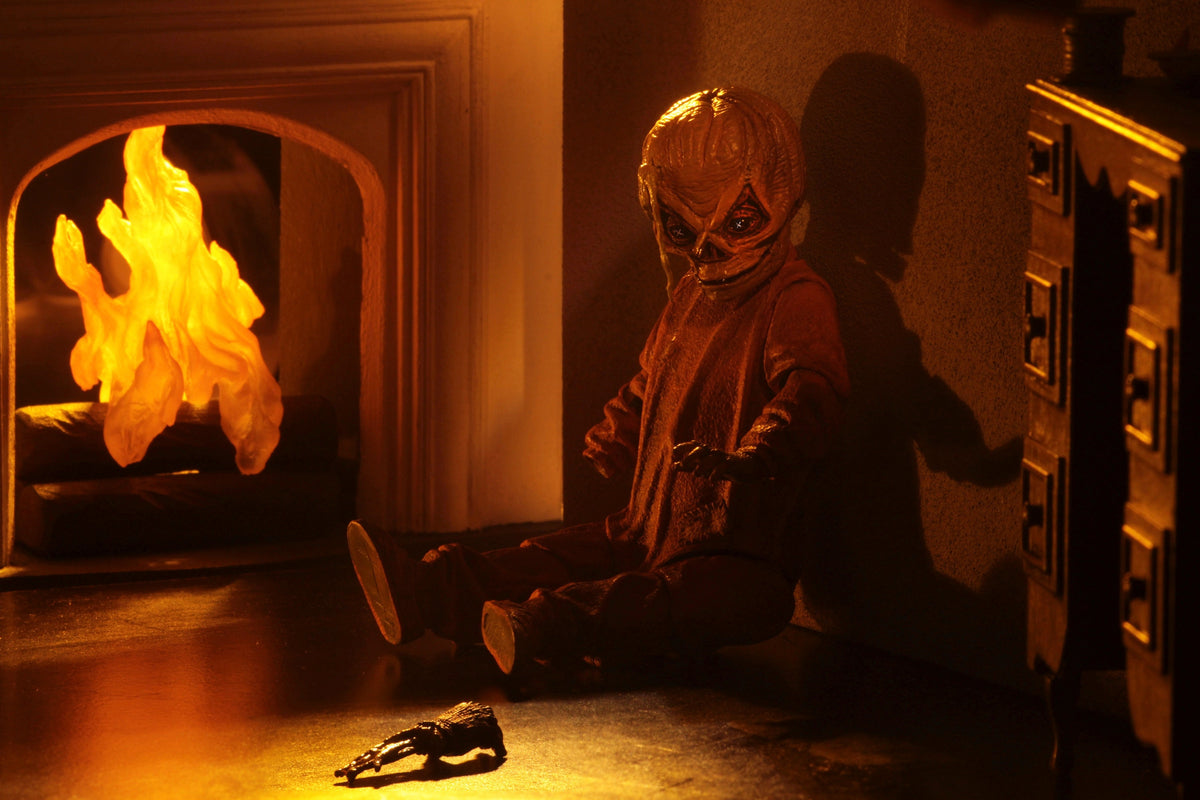 Trick R Treat - Sam Clothed Figure (8" Scale)