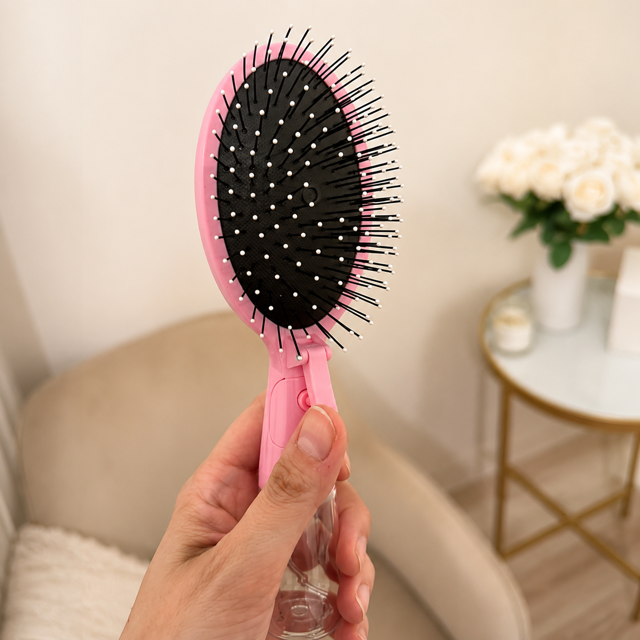 Misting Hair Brush for Effortless Confidence with No-Tangle Bristles, Wet & Dry