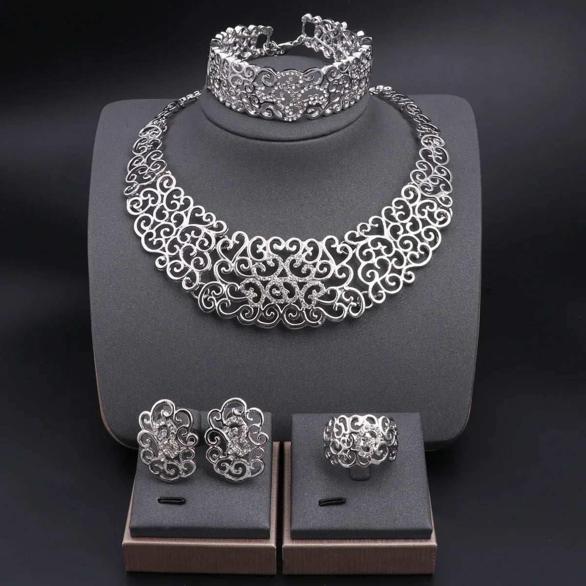 Jewelry Set Necklace Earrings Ring Bracelet (Silver)