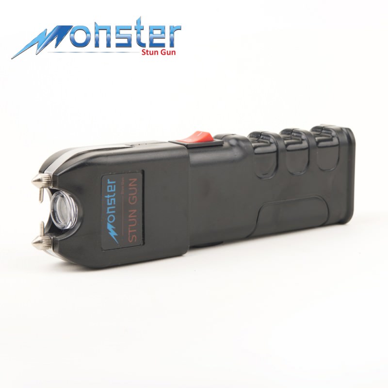 Side Impact 15,000,000 Rechargeable Stun Gun With LED Light - TOPHATTER'S ARMORY DEALS