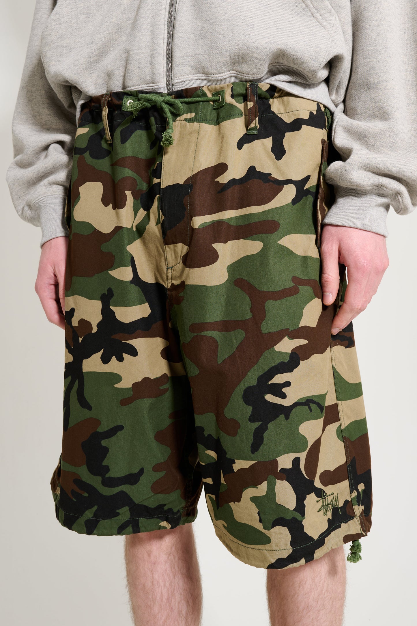 Stüssy Surplus Short Woodland Camo