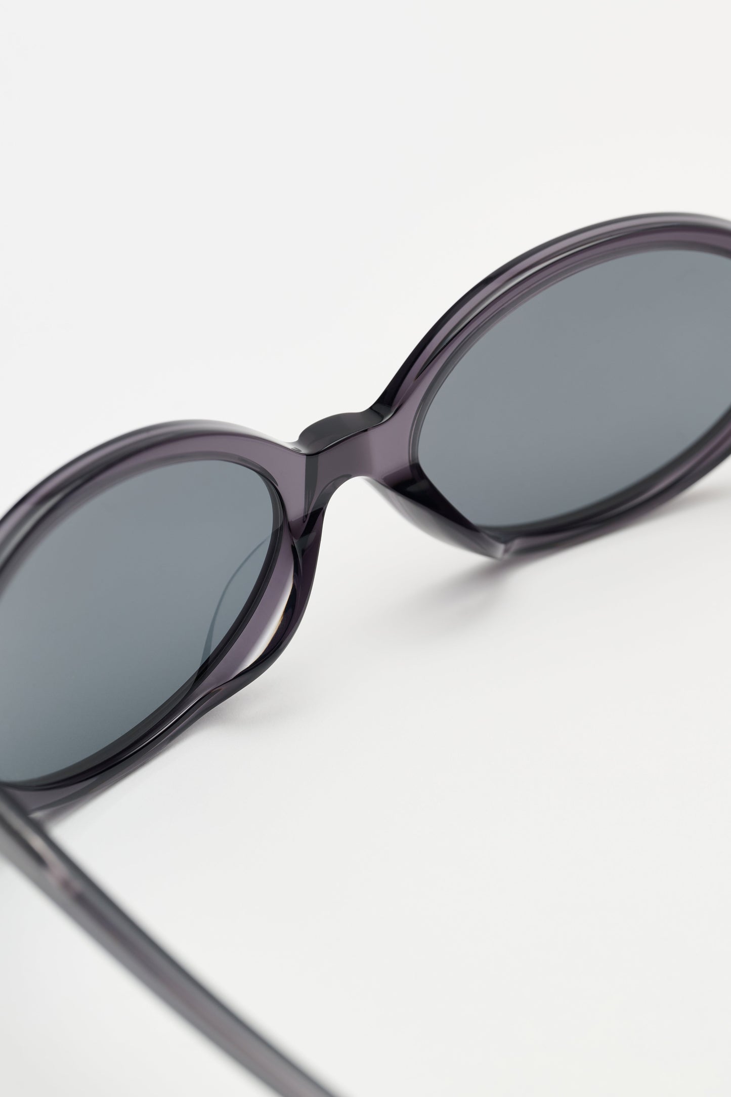 Sun Buddies Pearl Transparent Grey