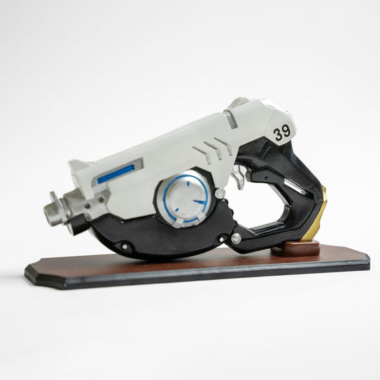 Tracer's Gun Replica (Resin)