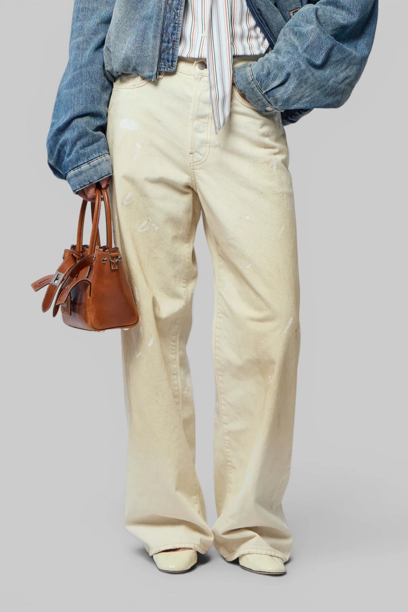 1981 U White Trafalgar