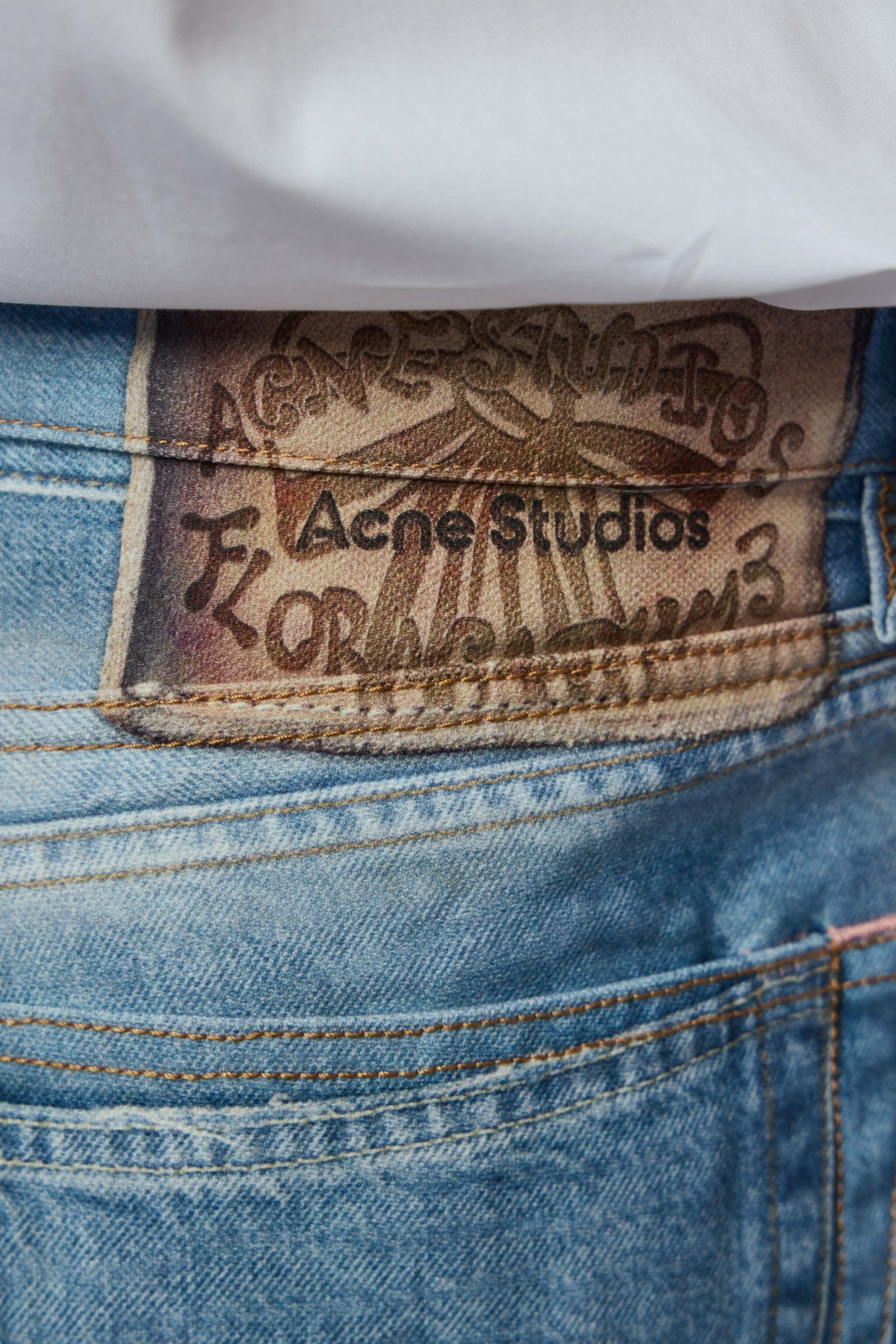 Trompe L'oeil Jeans