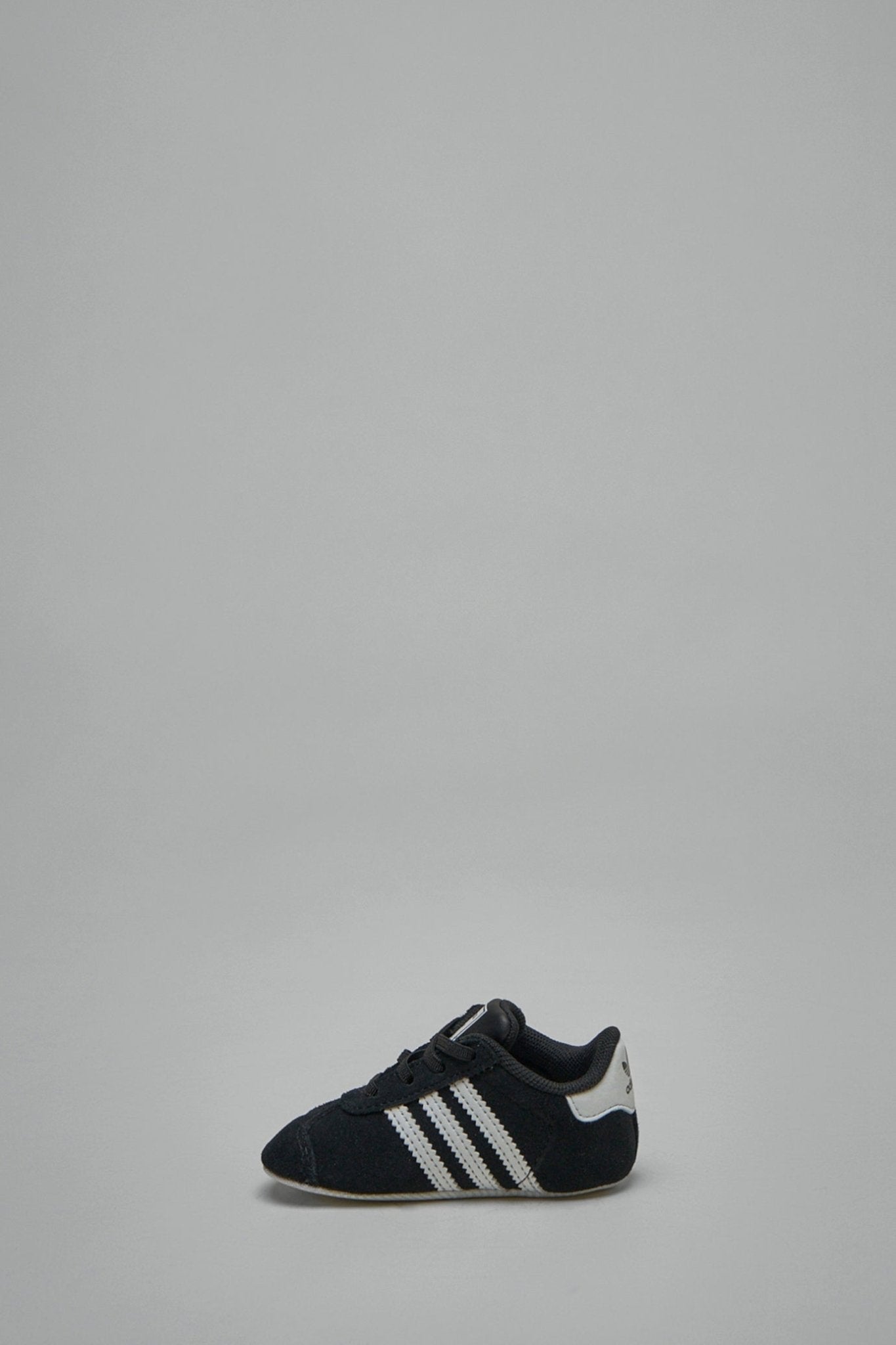 Gazelle Crib