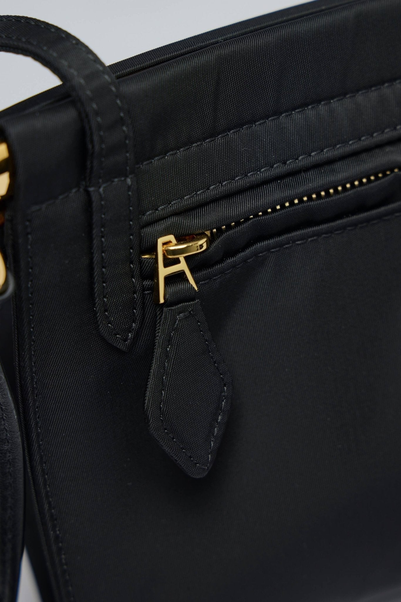 Le Click East West Medium Bag