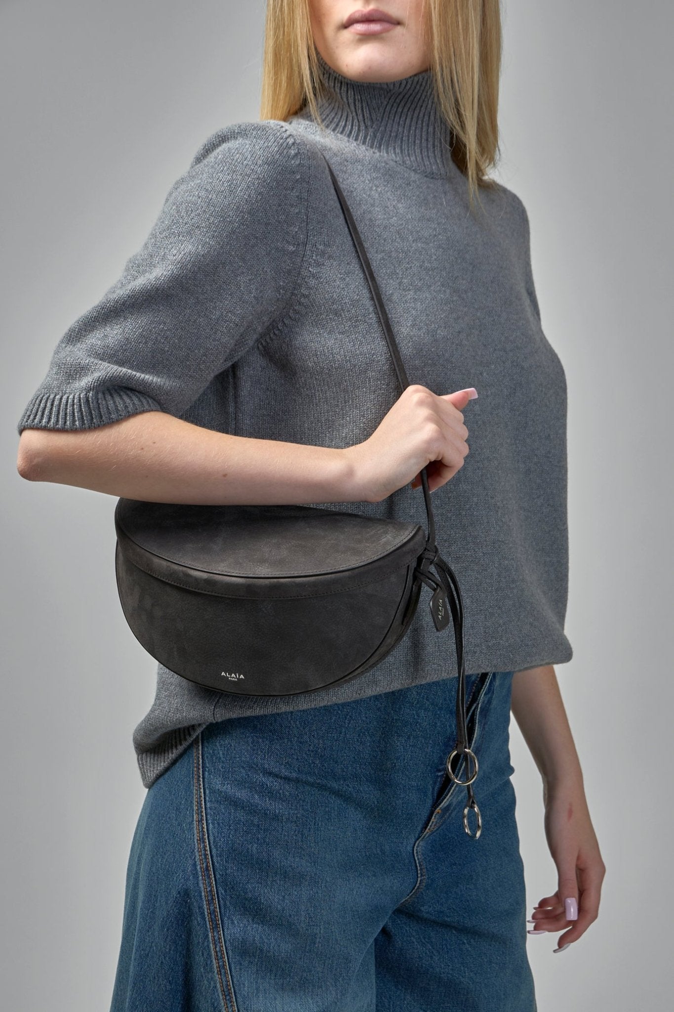 Hip East West Bag