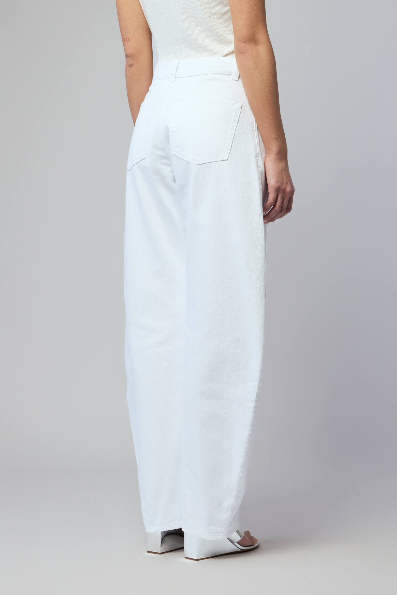 Low Waist Round Jeans