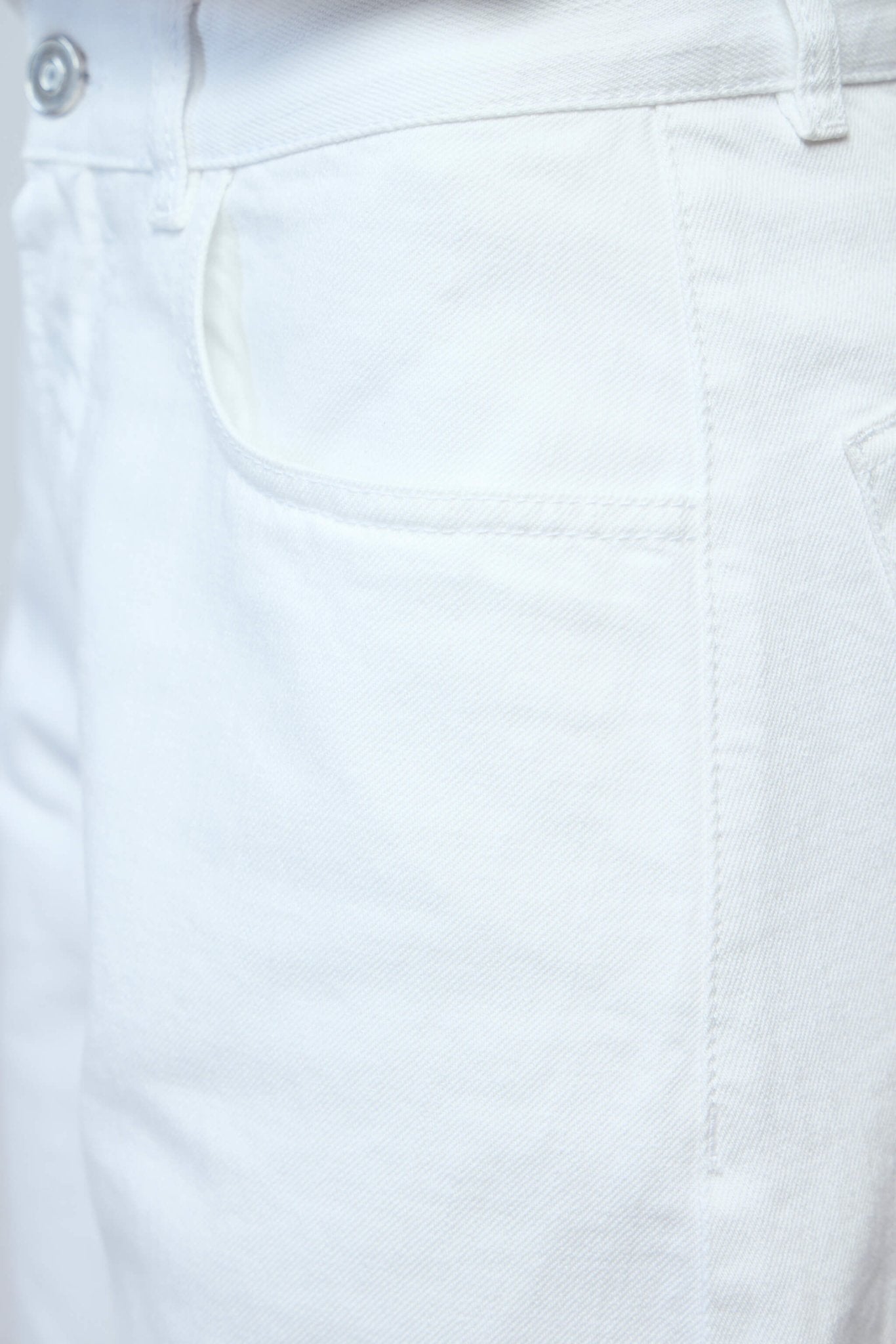 Low Waist Round Jeans