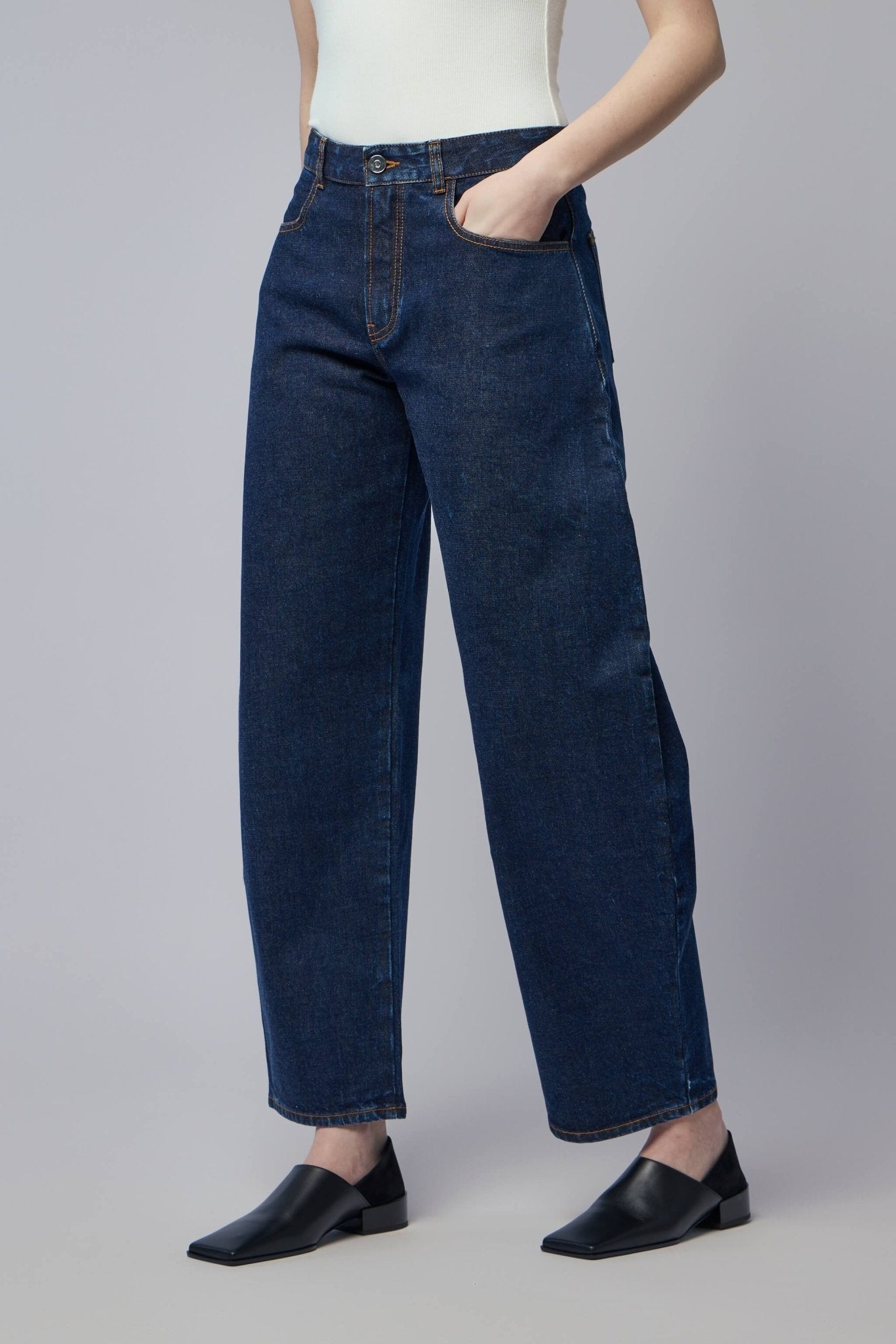 Low Round Denim Pants