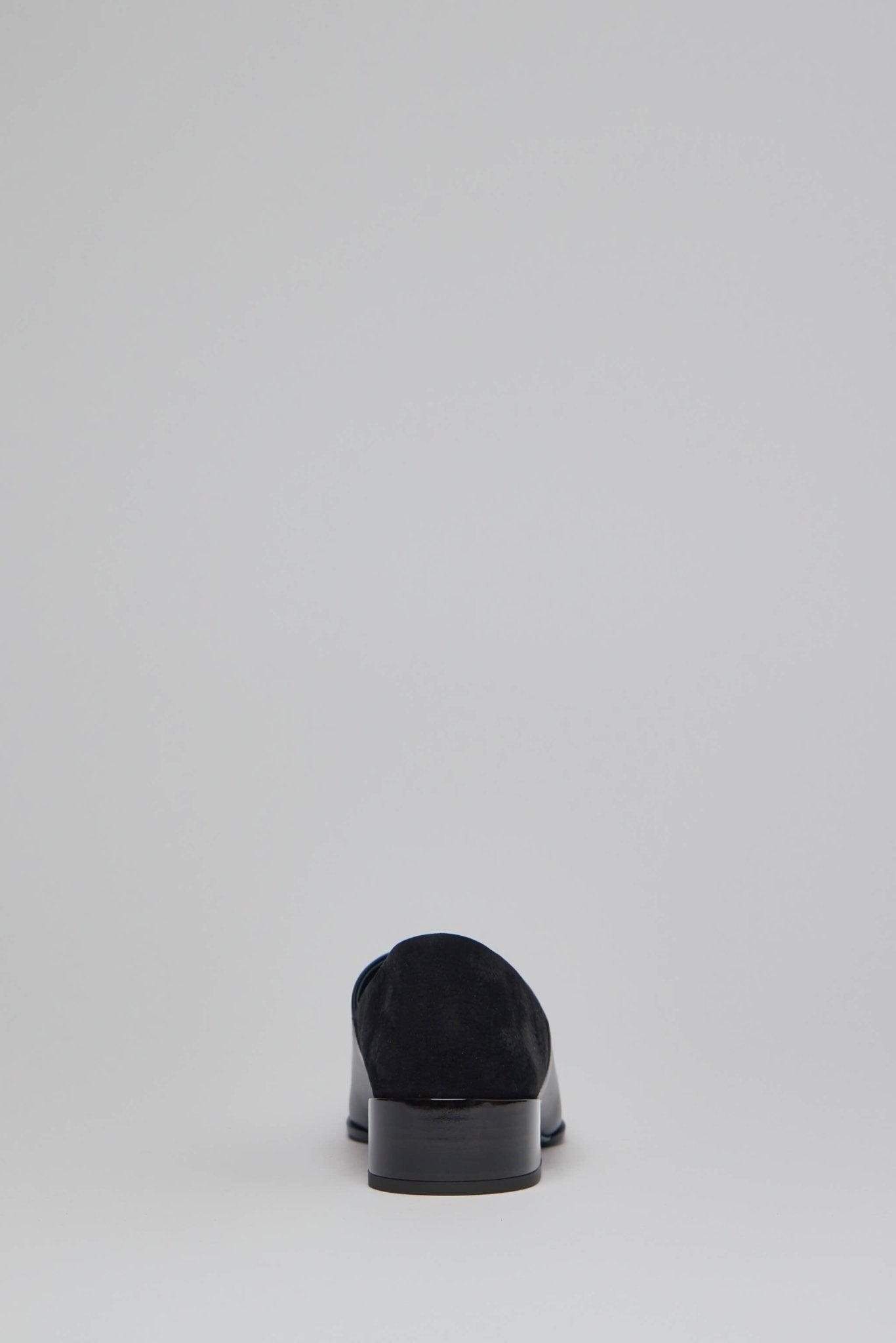 Square Slippers in Leather