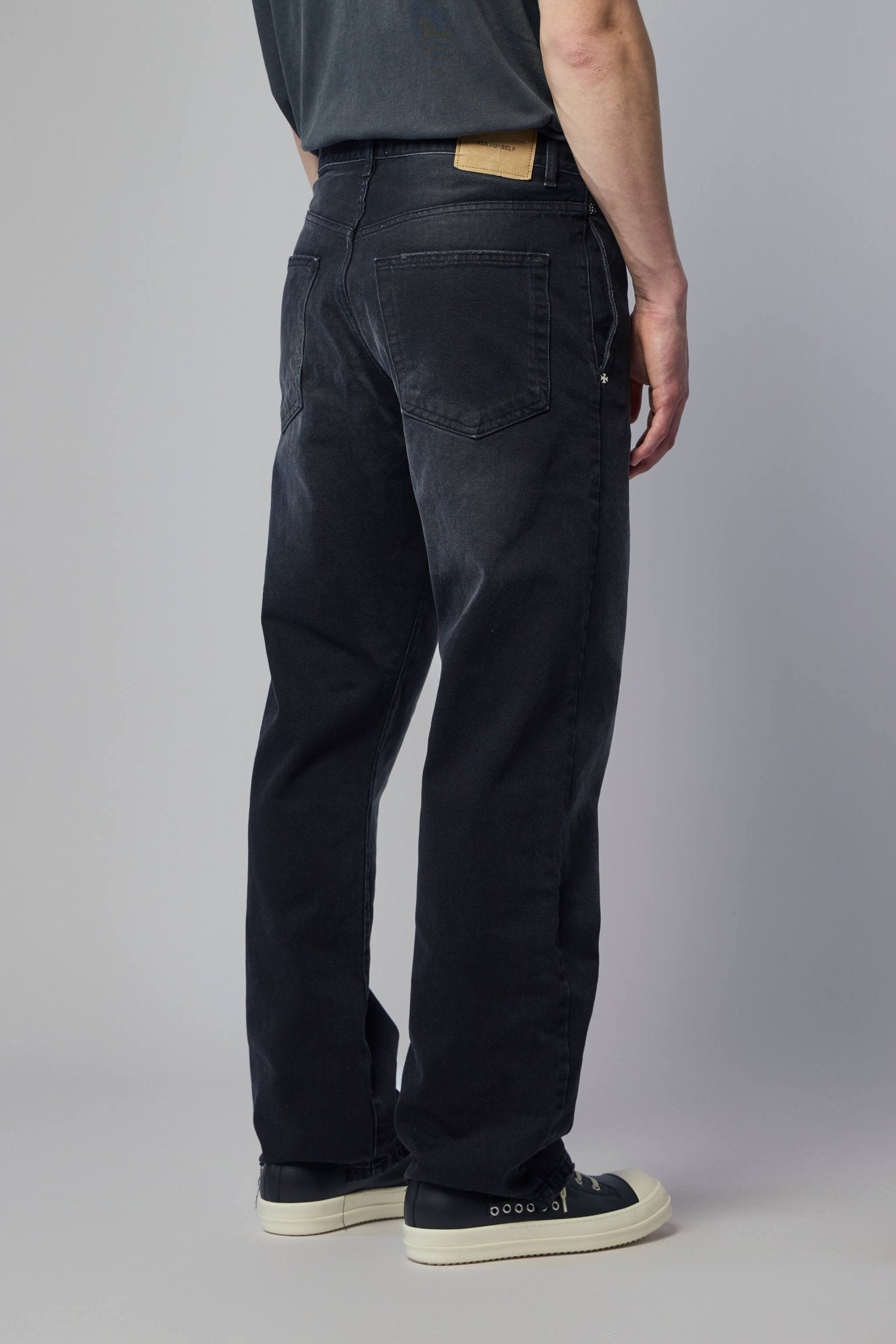 Cross Patch Baggy Jeans
