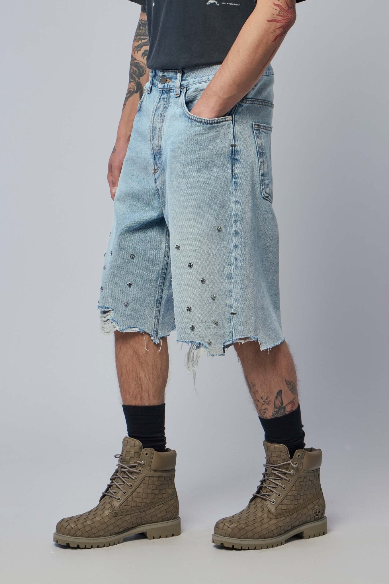 Cross Pin Baggy Jeans Shorts