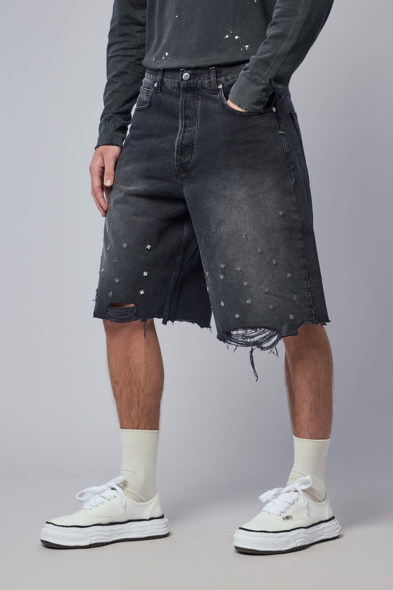 Cross Pin Baggy Jeans Shorts