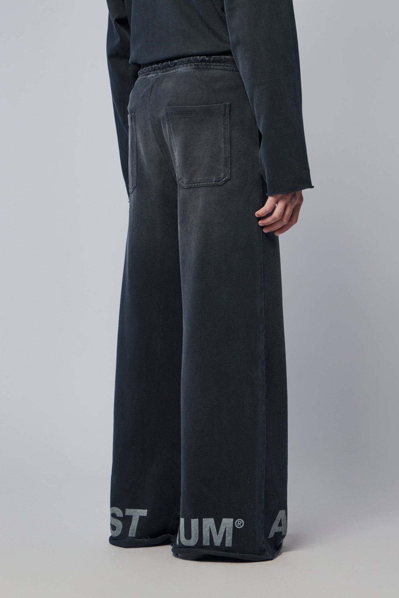 Provoke Sweatpant