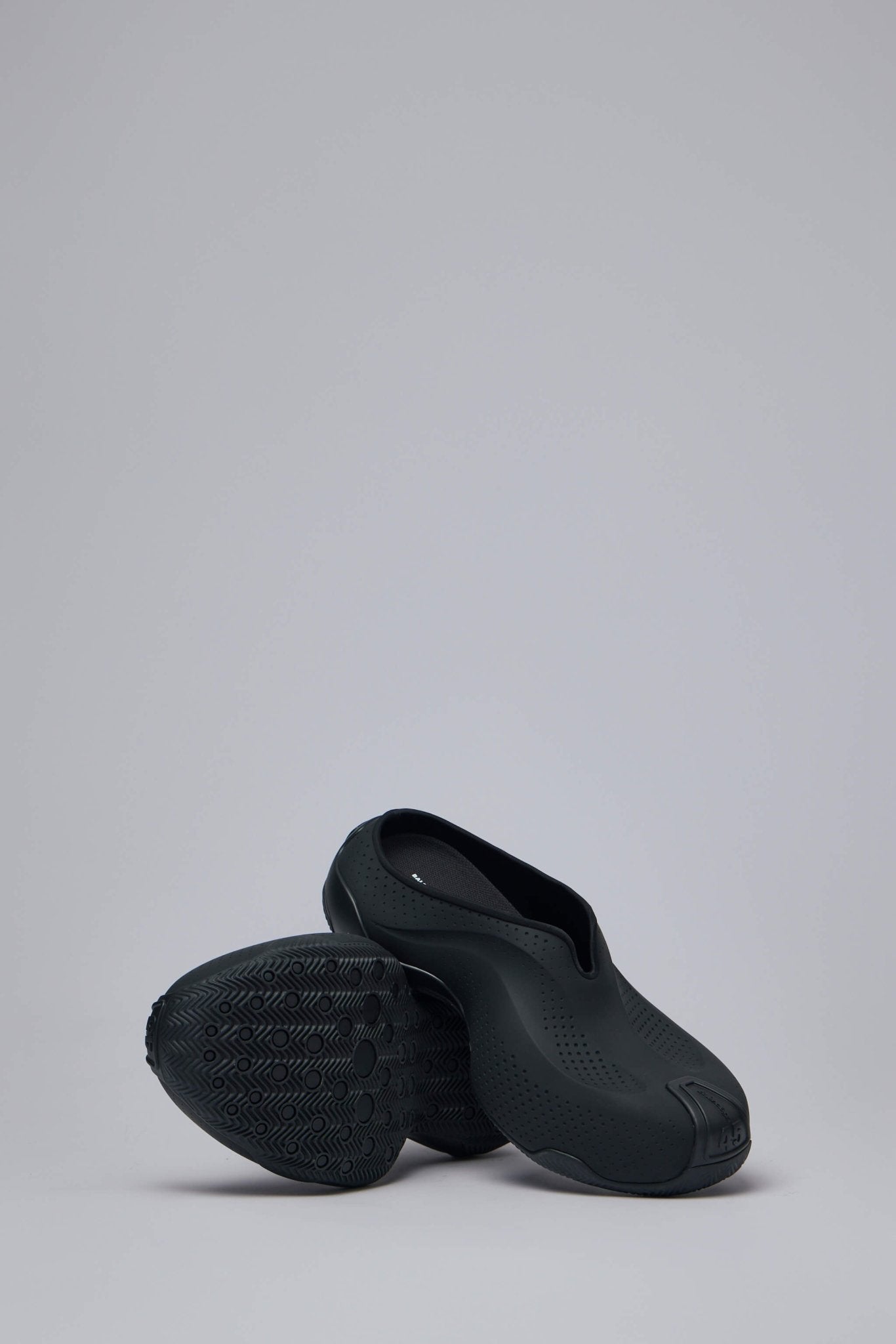 Basketball Mule Sneaker
