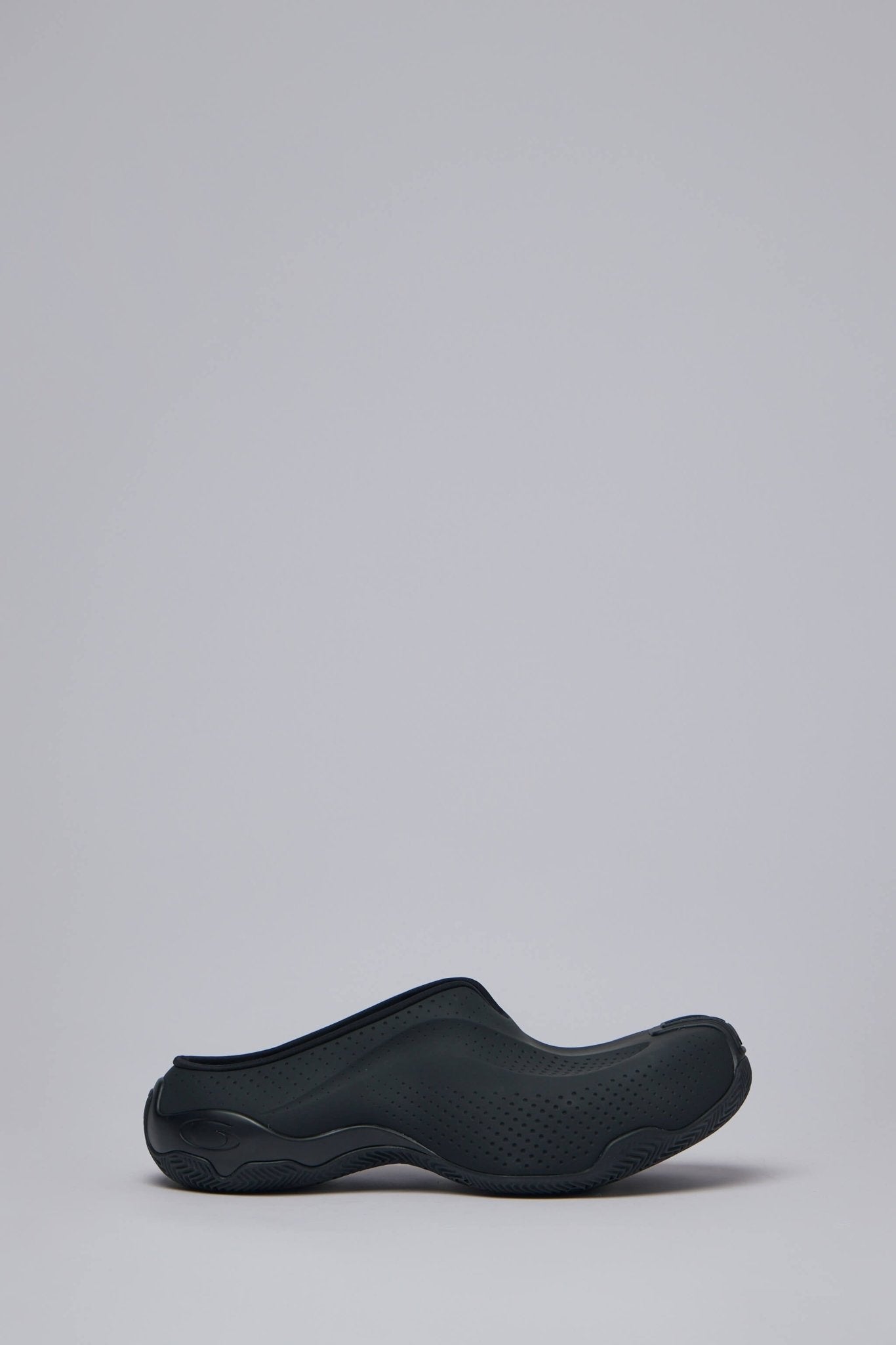 Basketball Mule Sneaker