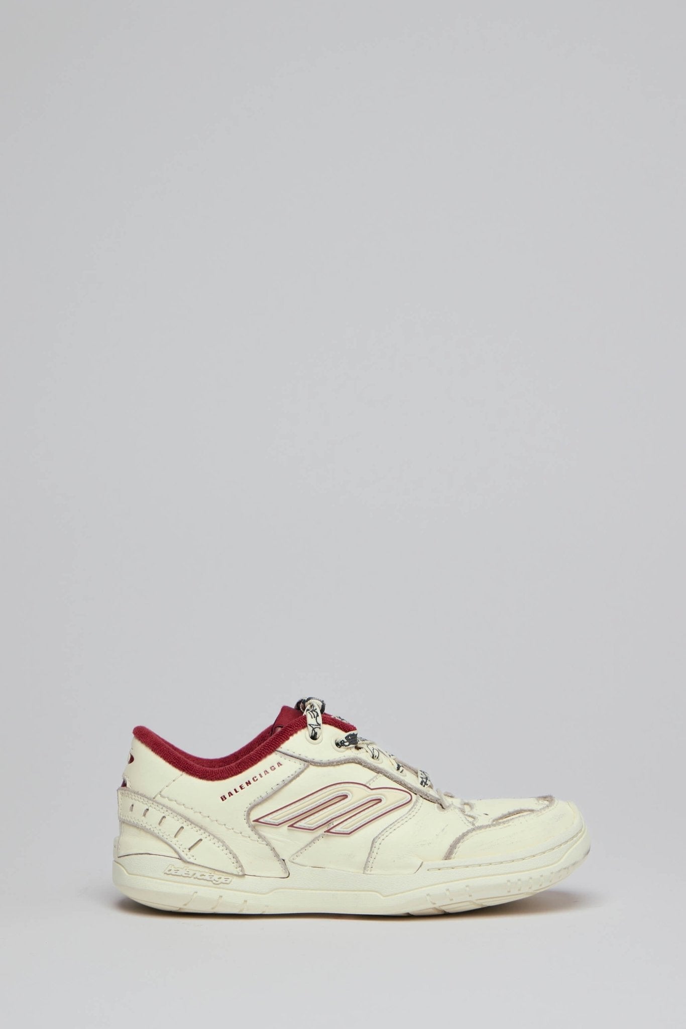 Hamptons Medium Worn-out Sneaker