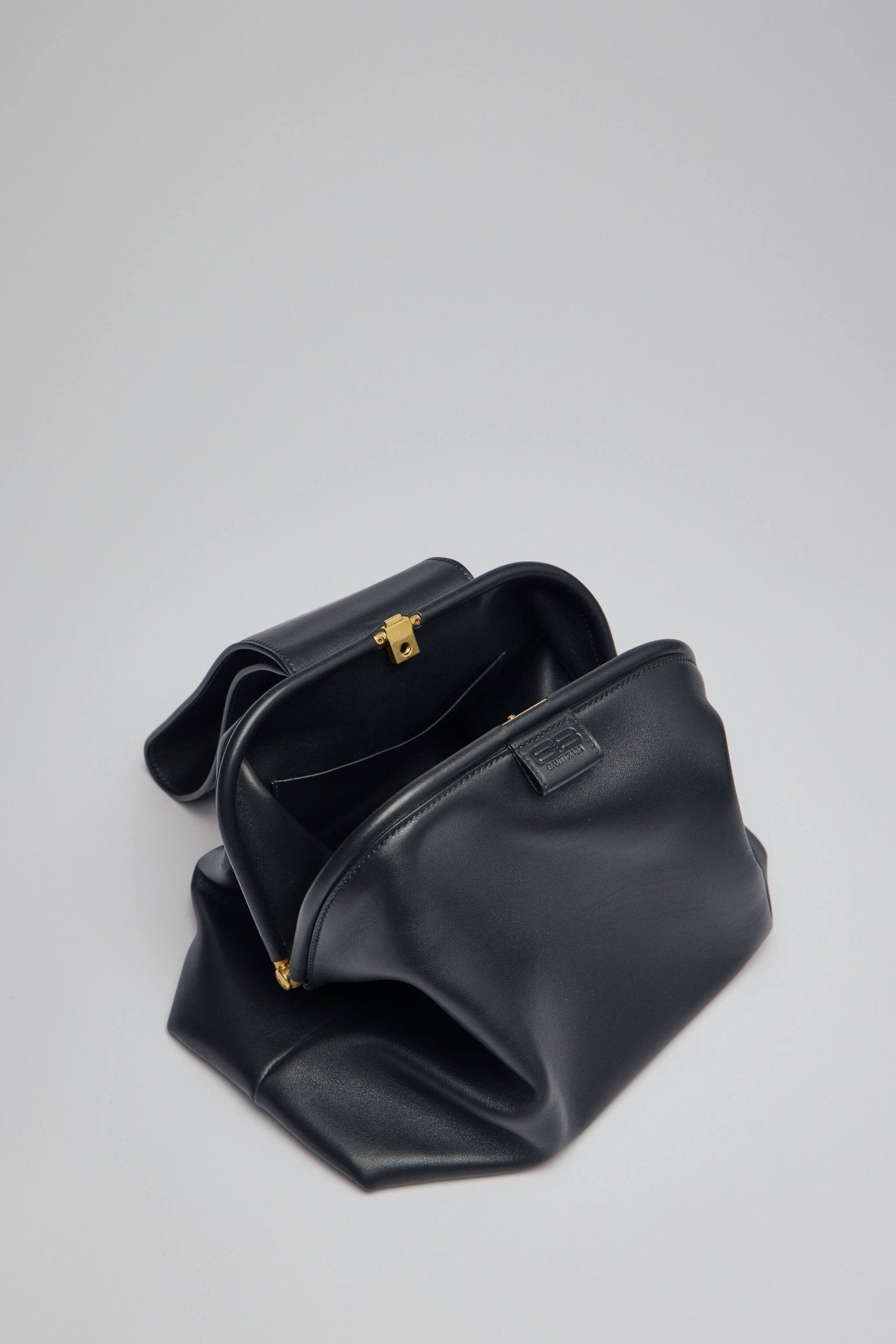 Handsfree Bag Medium with Handle