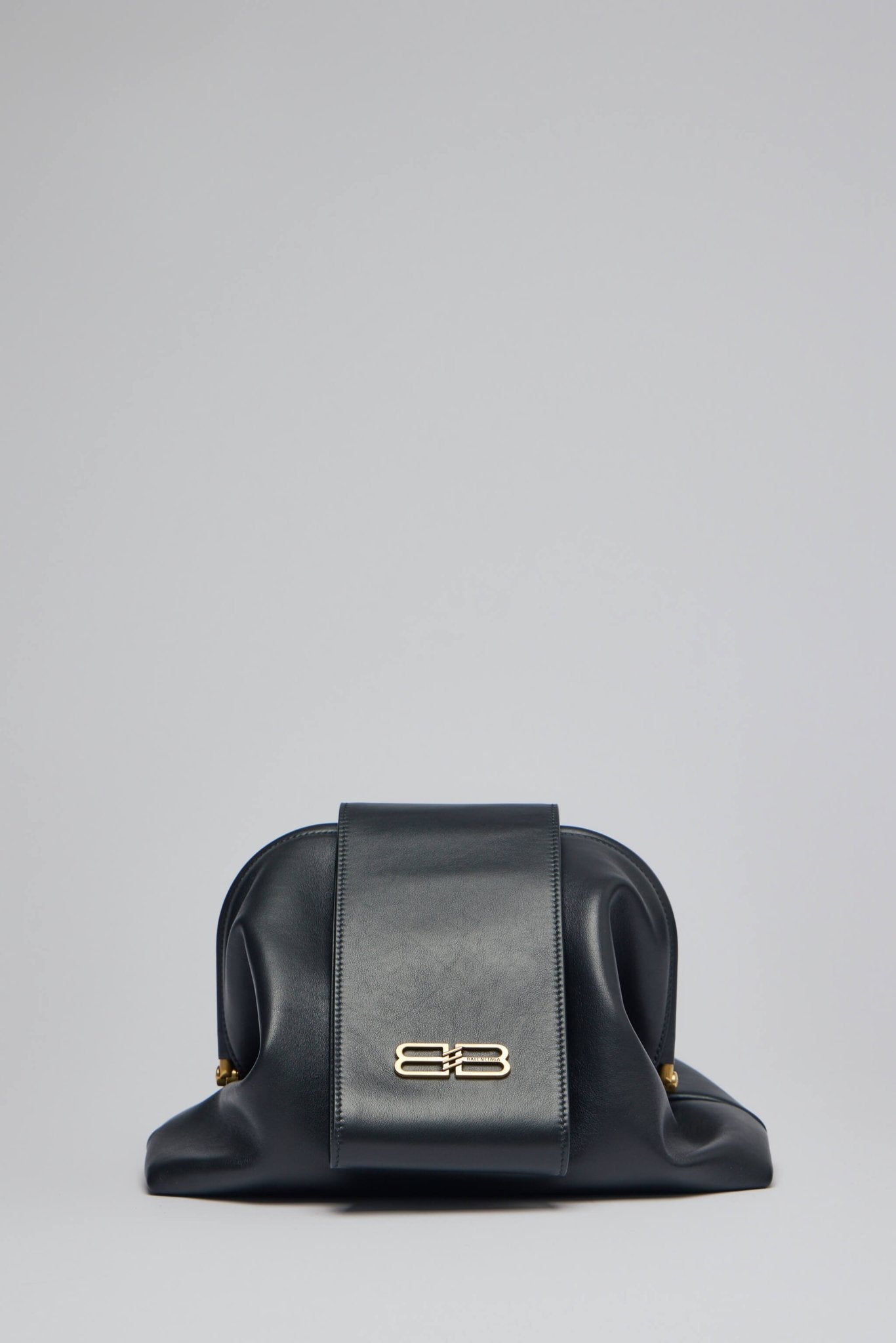 Handsfree Bag Medium with Handle