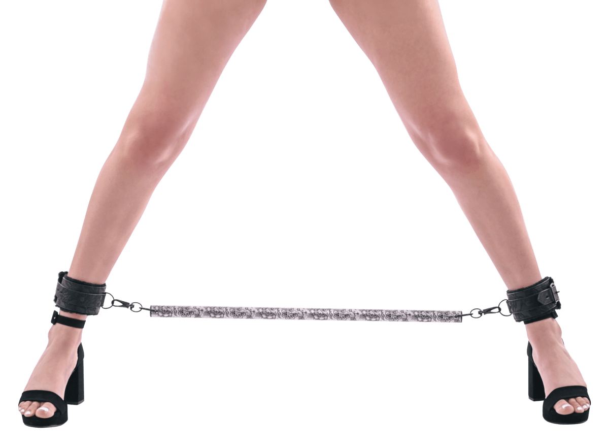 Lace Spreader Bar
