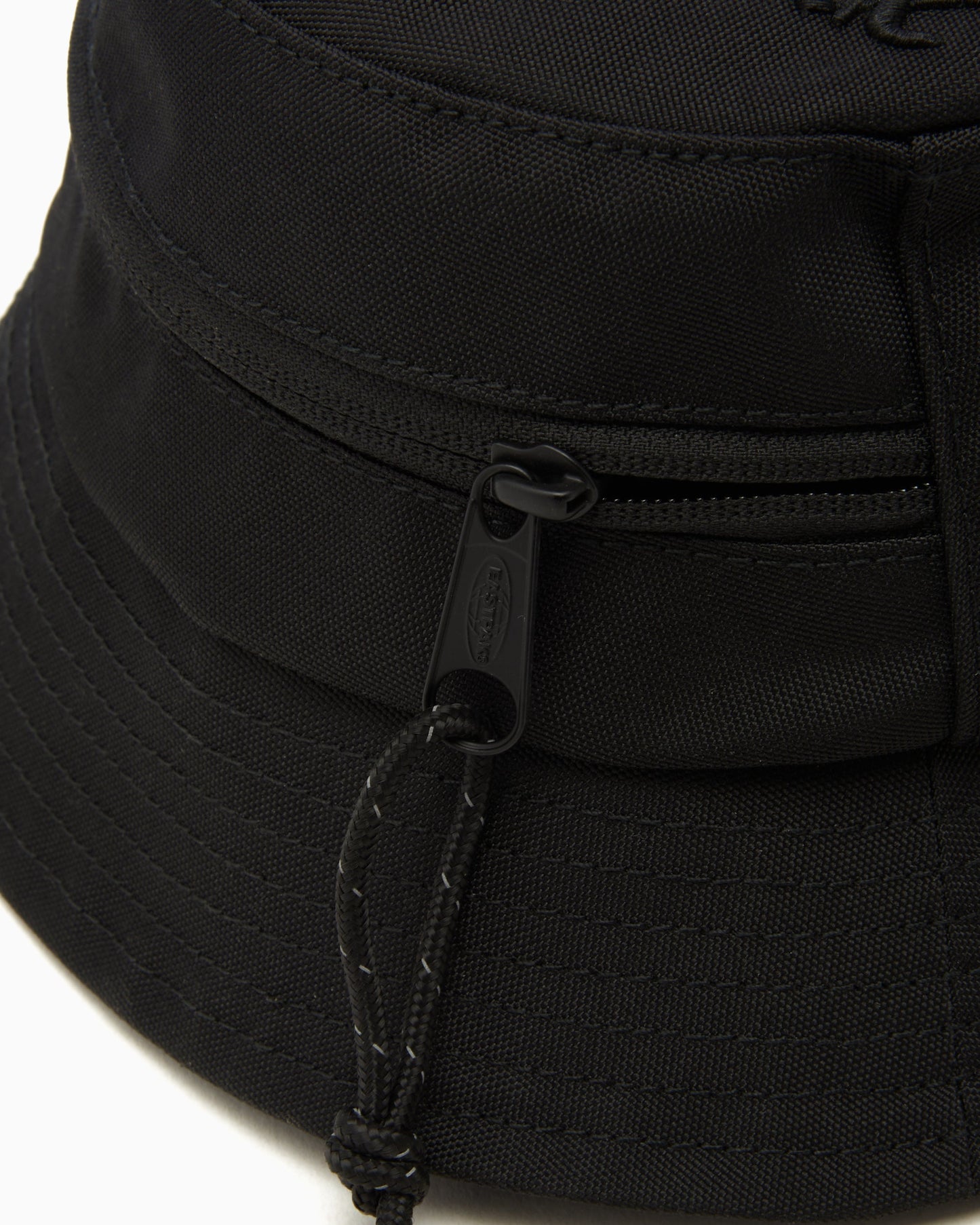 Gorro Eastpak x Pleasures Crossbody Embroidery Unisex Bucket Hat Unisex