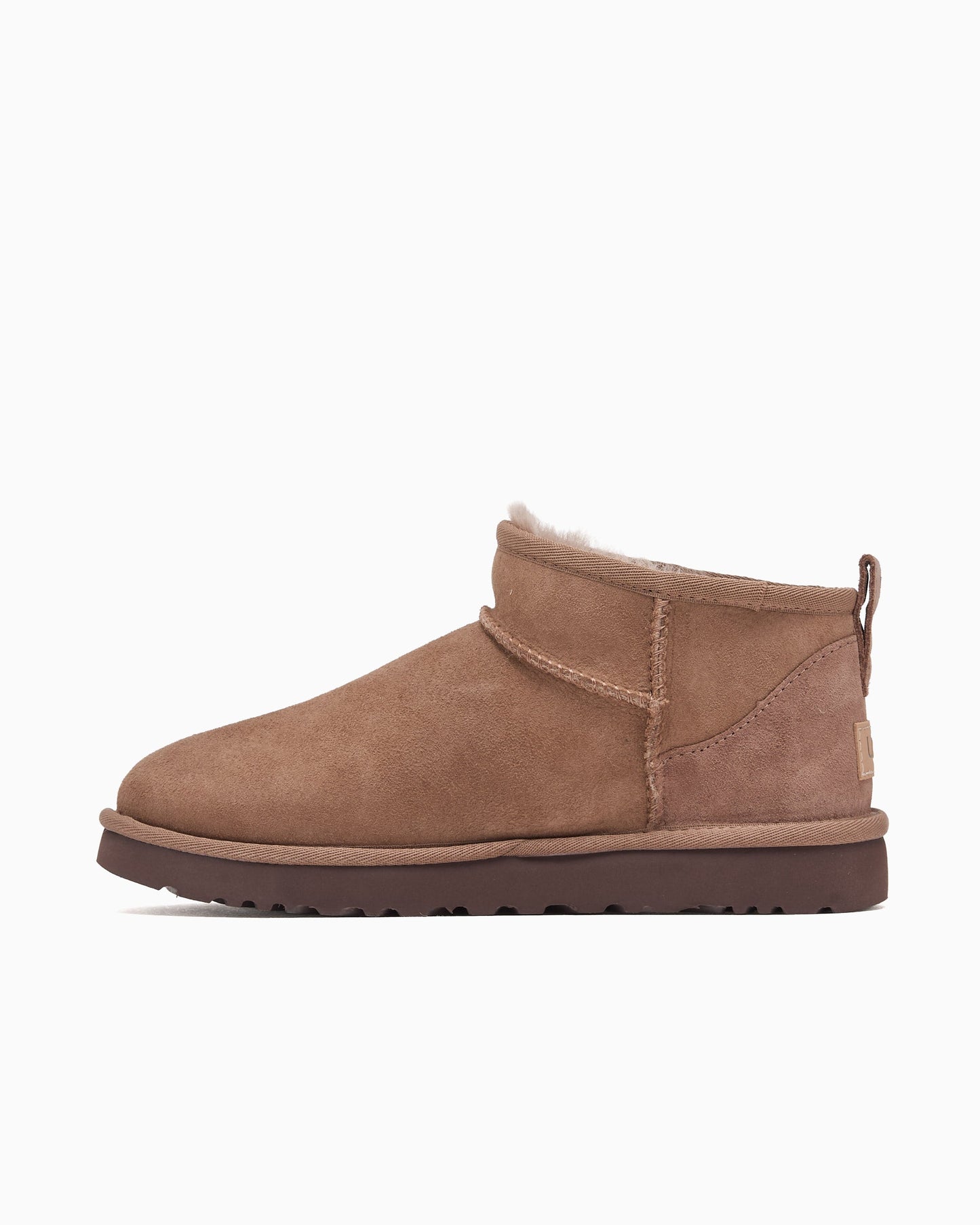 Botas UGG® Classic Ultra Mini para mujer