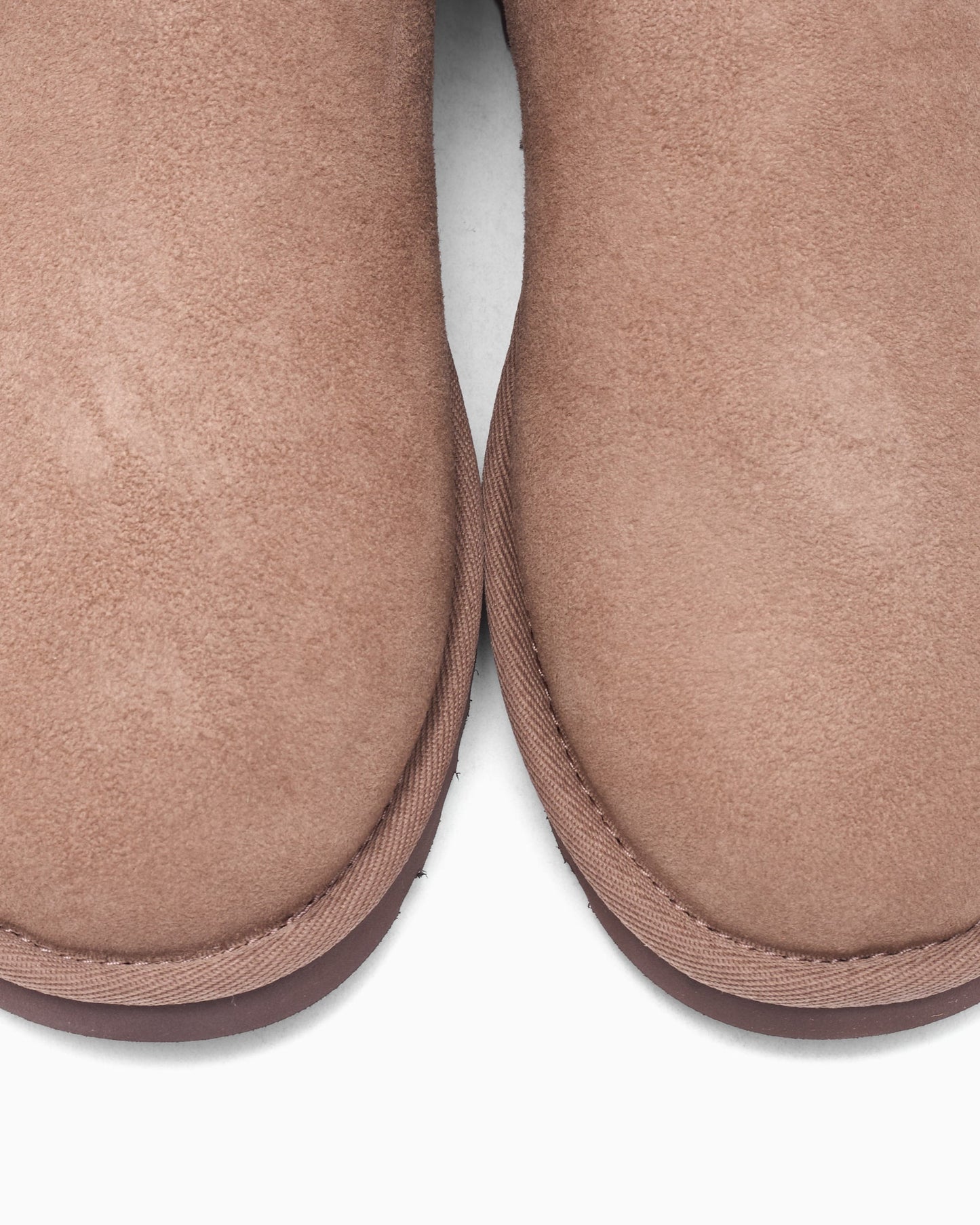 Botas UGG® Classic Ultra Mini para mujer