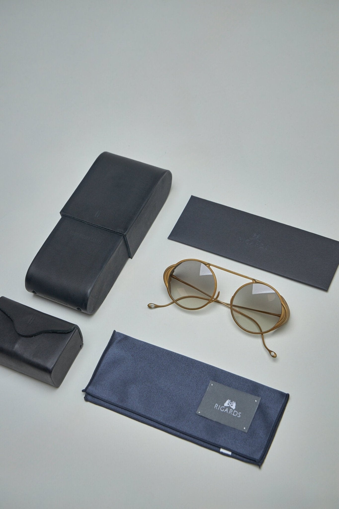 Frame Antique Gold