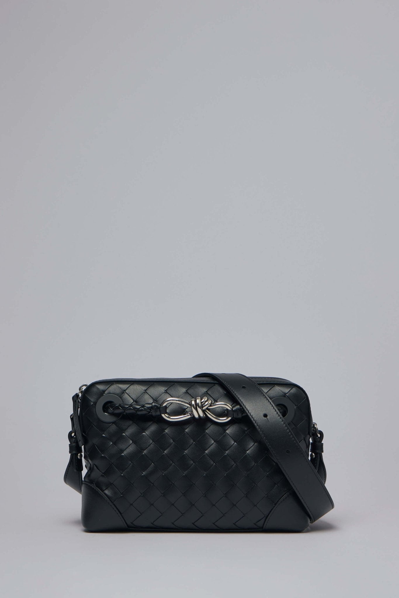 Knot Detail Intrecciato Messenger Bag