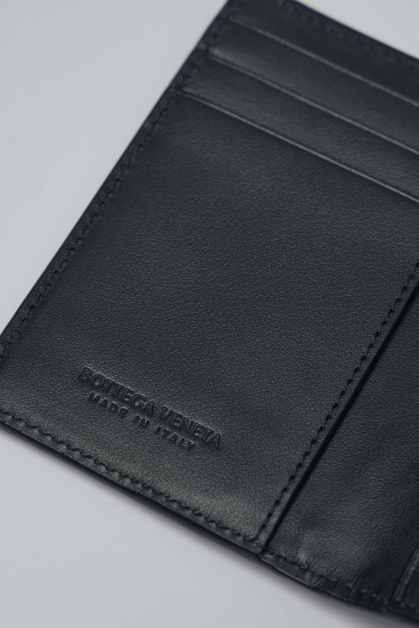 Intrecciato Flap Card Case