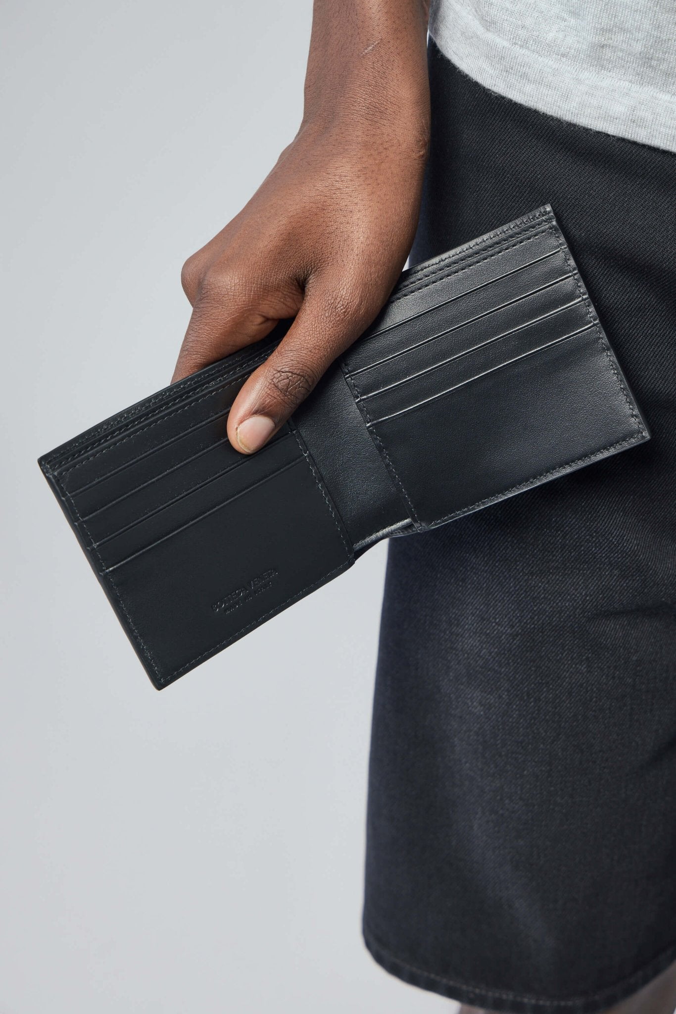 Intrecciato Bi-fold Wallet