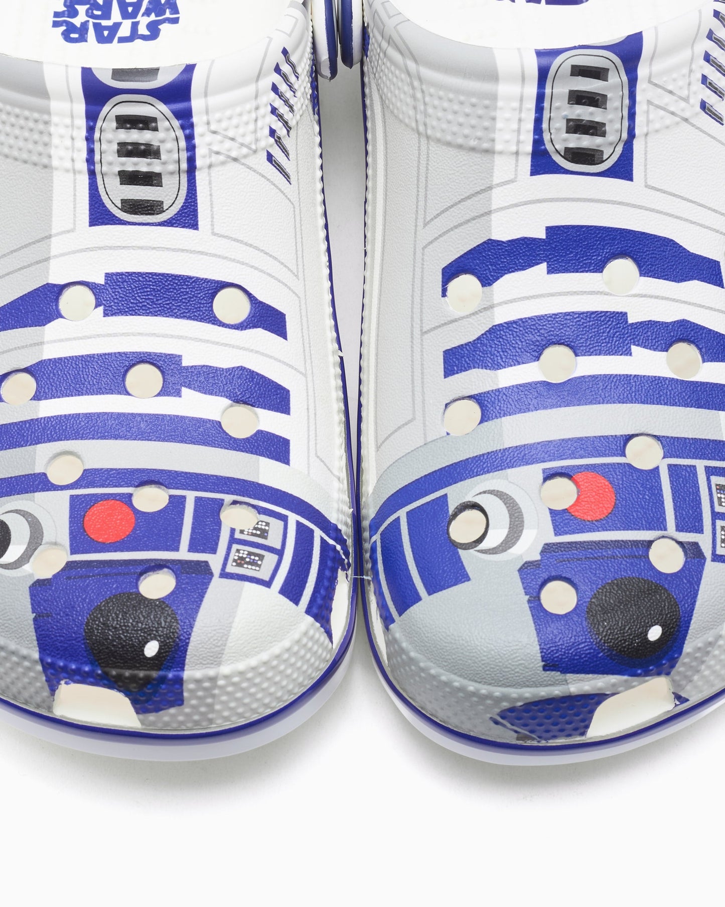 Crocs Star Wars R2D2 Classic Clog