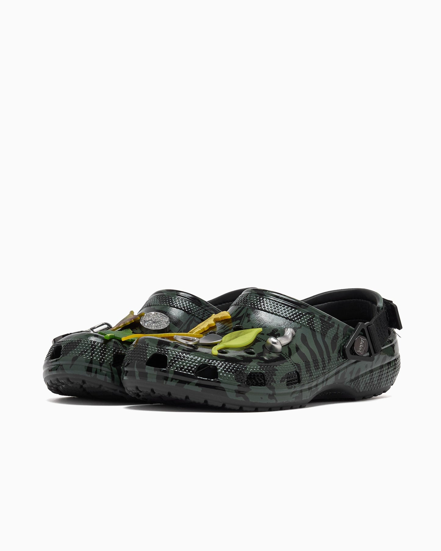 Crocs x ARIES Classic Clog U