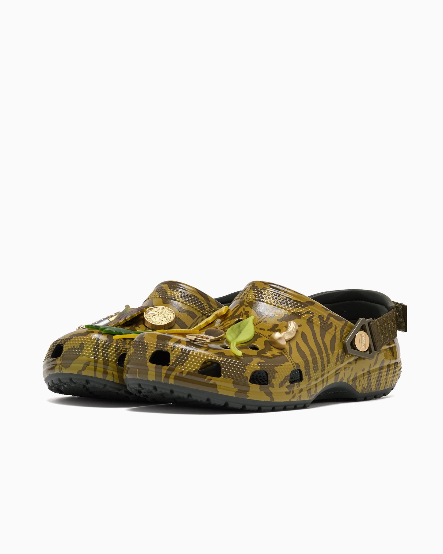 Crocs x ARIES Classic Clog U