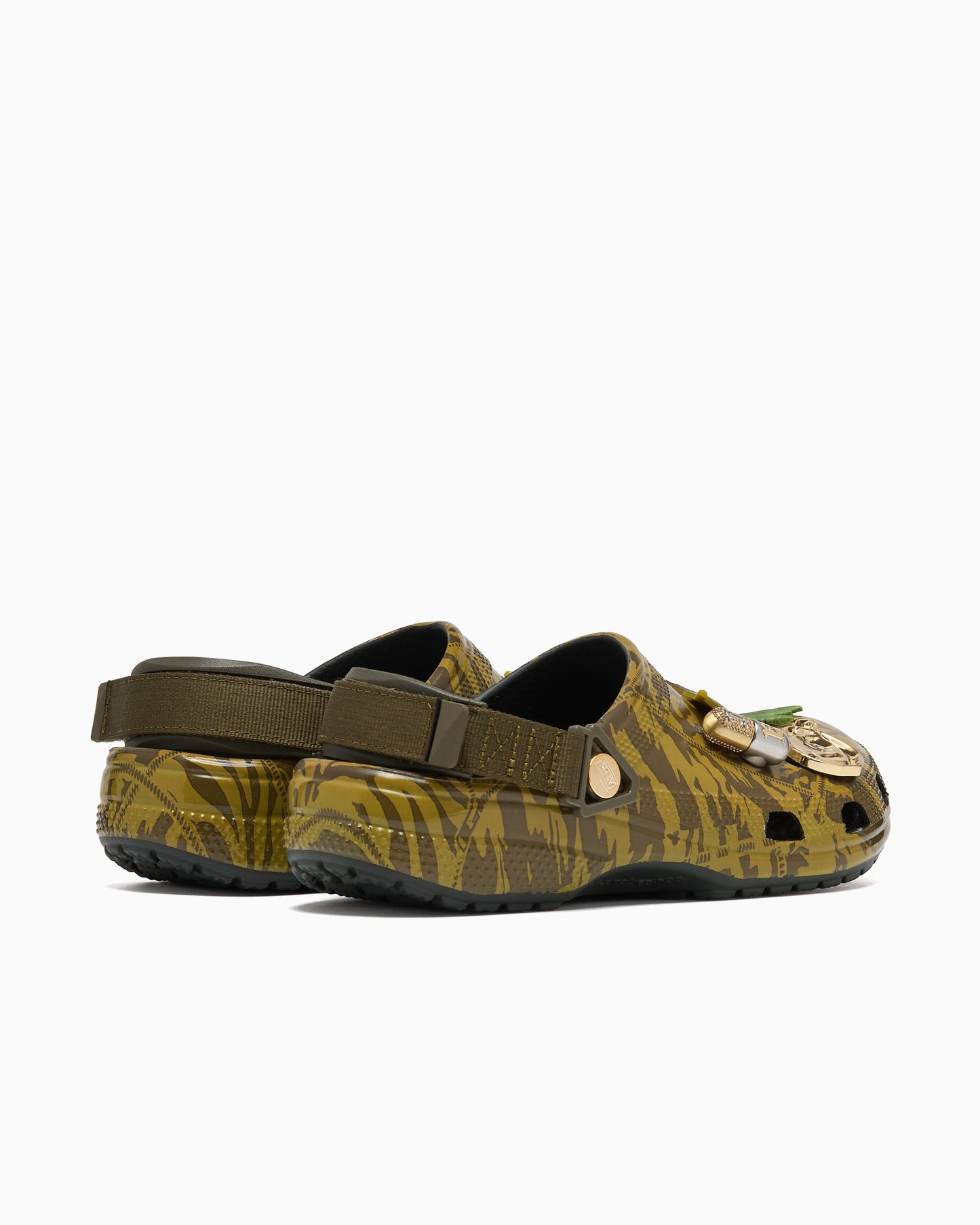 Crocs x ARIES Classic Clog U