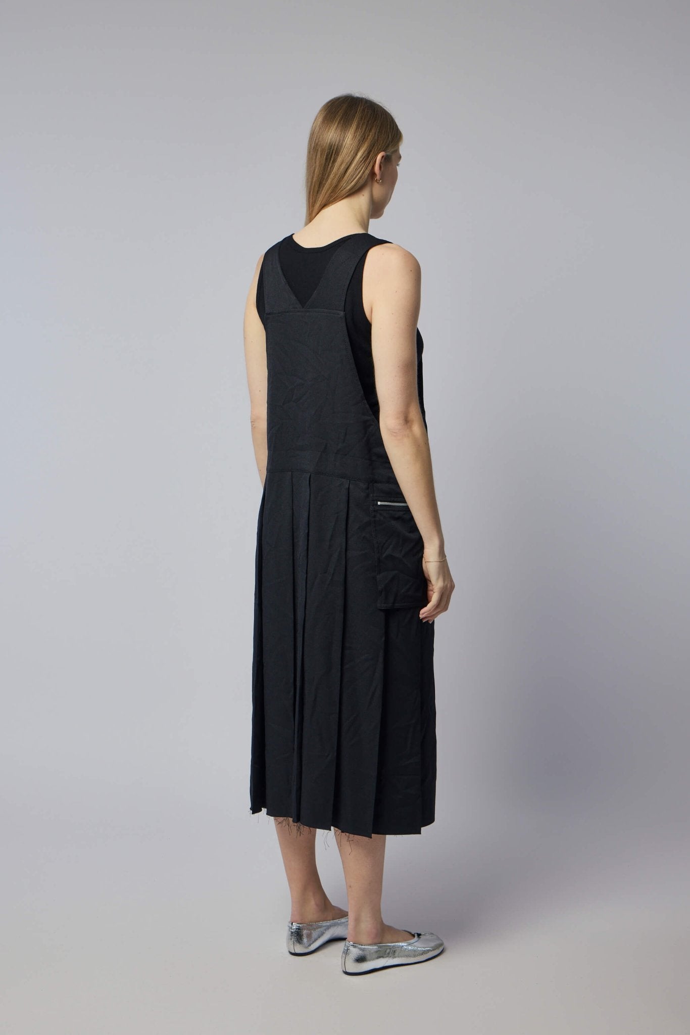 Asymmetric Pocket Skirt