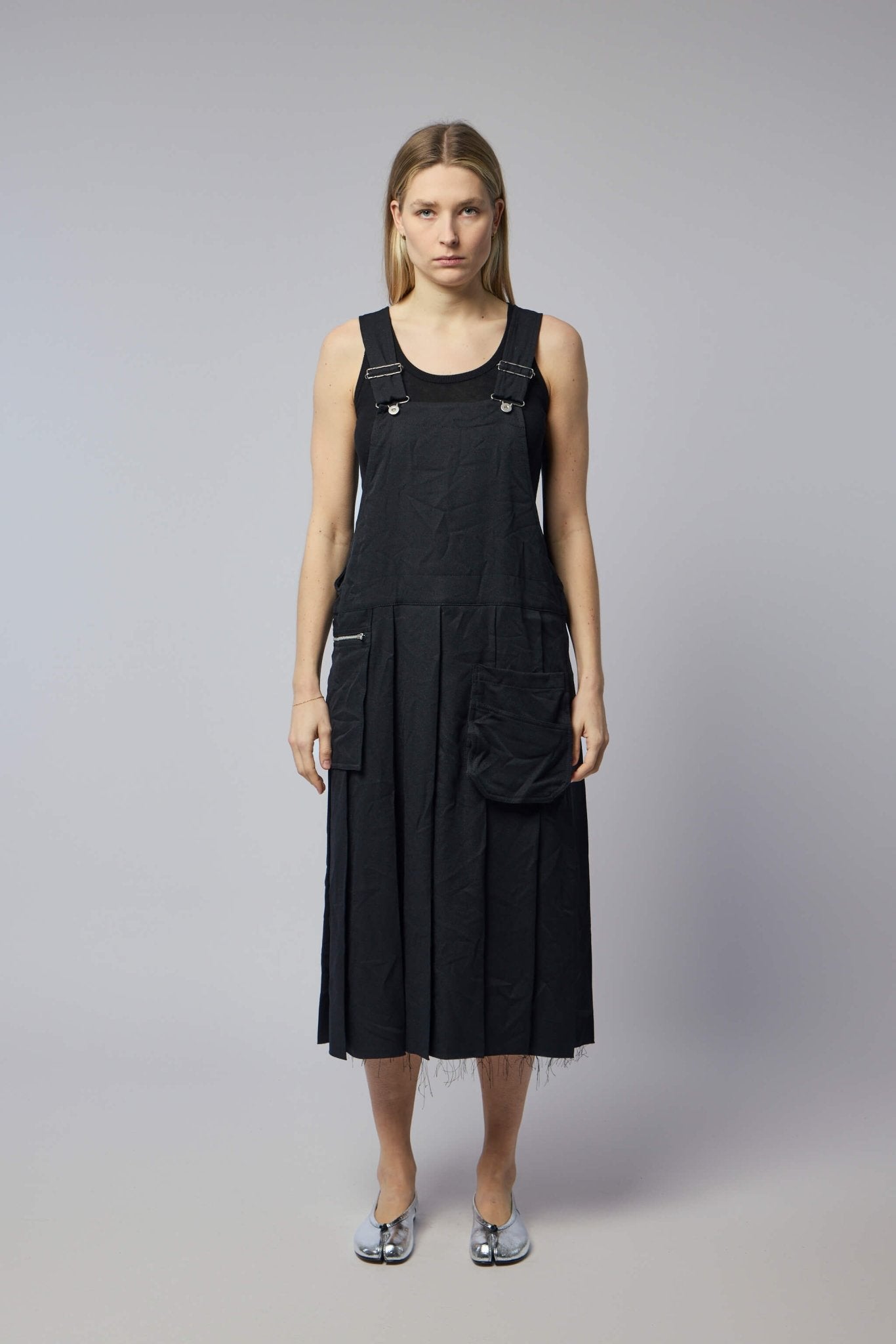 Asymmetric Pocket Skirt