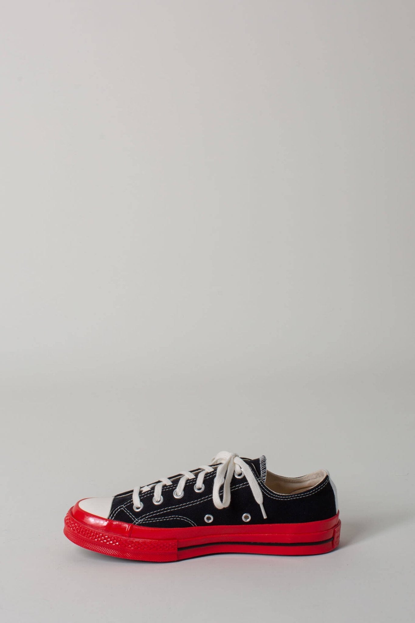Chuck 70 Low Top Sneakers