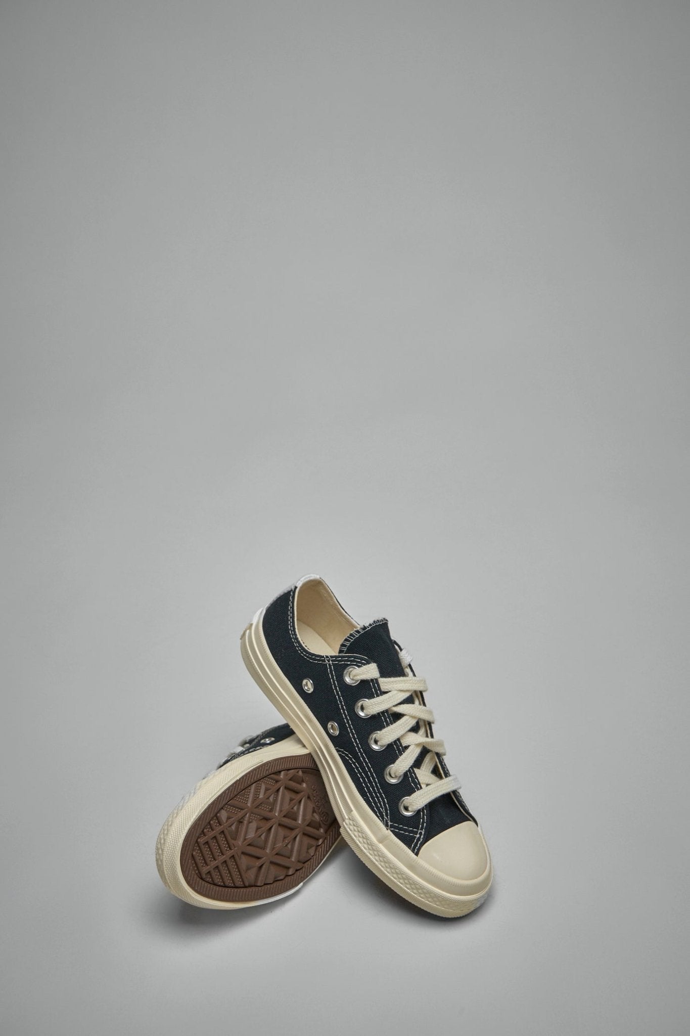 Small Red Heart Low Top Kids
